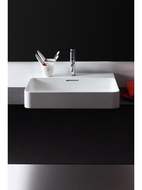 Laufen Val fehér mosdó 55x42 cm, 1 csaplyukkal H810282000104